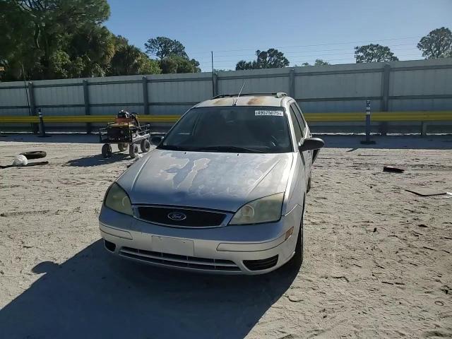 2006 Ford Focus - Image 11