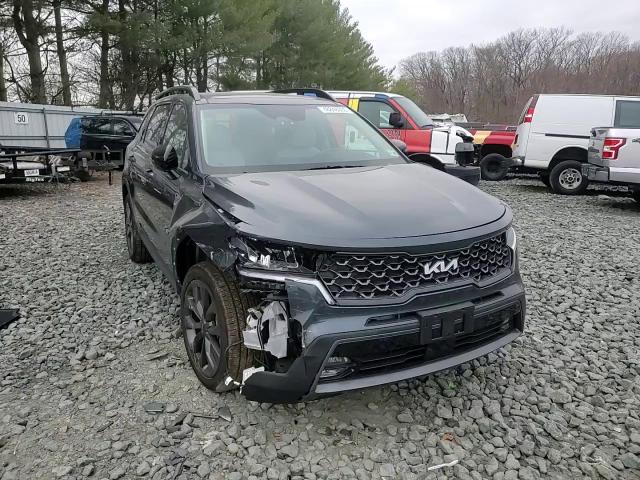 2023 Kia Sorento - Image 12