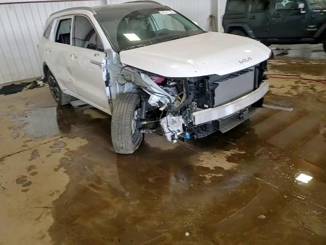 2024 Kia Sorento - Image 15
