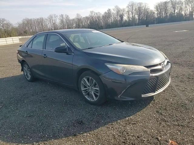 2015 Toyota Camry - Image 11