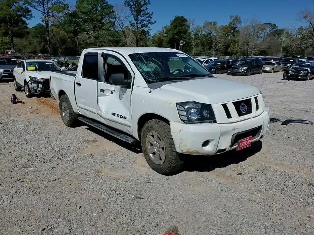 2014 Nissan Titan - Image 11
