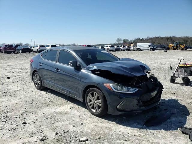 2017 Hyundai Elantra - Image 11