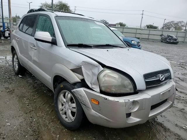 2006 Hyundai Tucson - Image 12