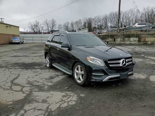 2017 Mercedes-Benz GLE - Image 12