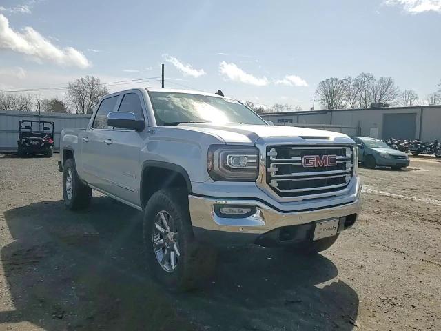2016 GMC Sierra - Image 10