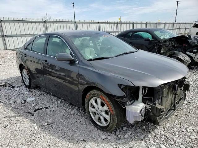 2011 Toyota Camry - Image 10