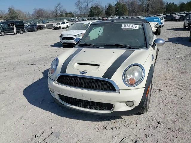 2010 MINI Cooper - Image 11
