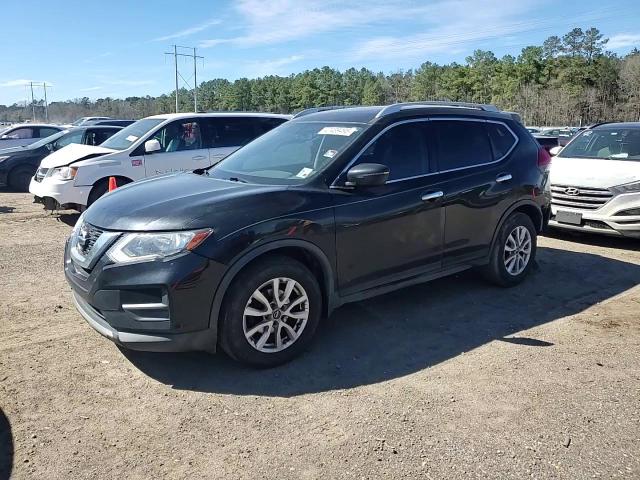 2017 Nissan Rogue - Image 11