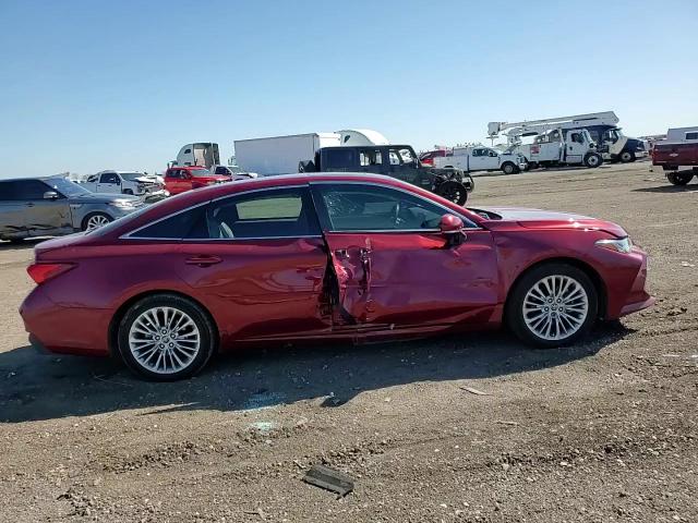2019 Toyota Avalon - Image 11