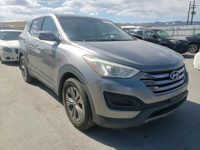 2013 Hyundai Santa Fe - Image 12