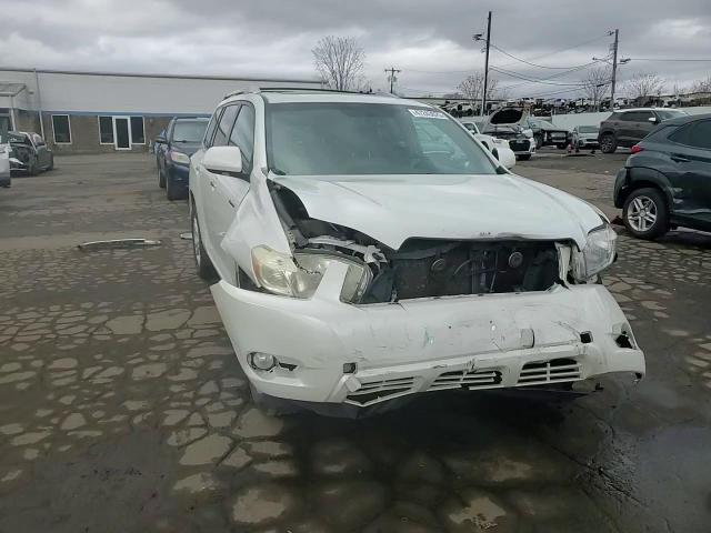 2010 Toyota Highlander - Image 12