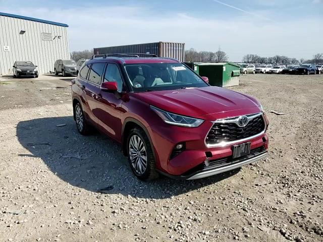 2020 Toyota Highlander - Image 14