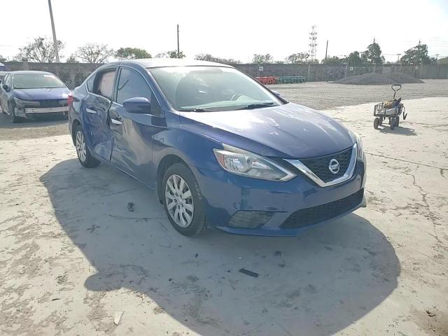2016 Nissan Sentra - Image 11