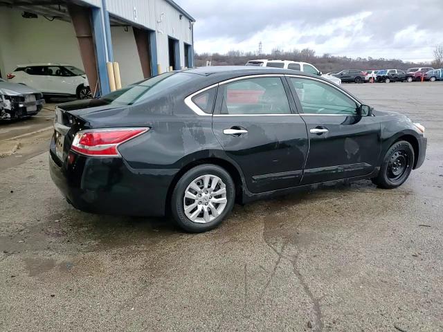 2015 Nissan Altima - Image 13