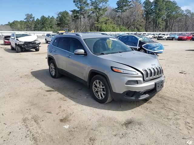 2016 Jeep Grand Cherokee - Image 11
