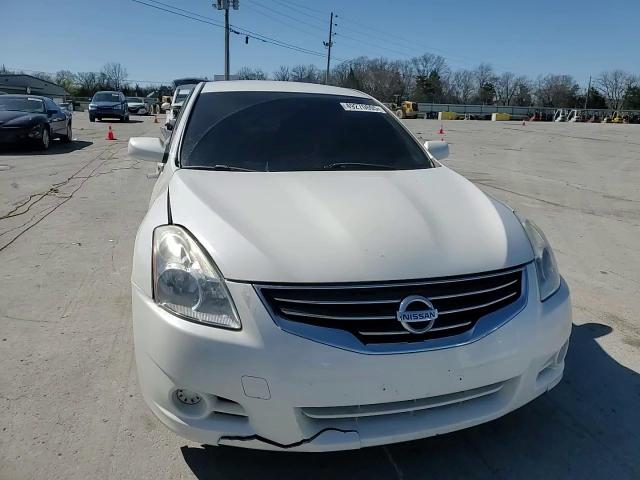 2011 Nissan Altima - Image 10