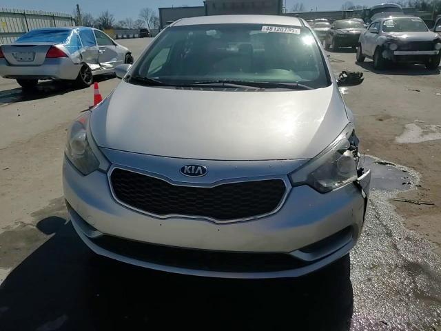 2015 Kia Forte - Image 13