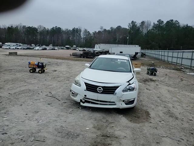 2015 Nissan Altima - Image 11