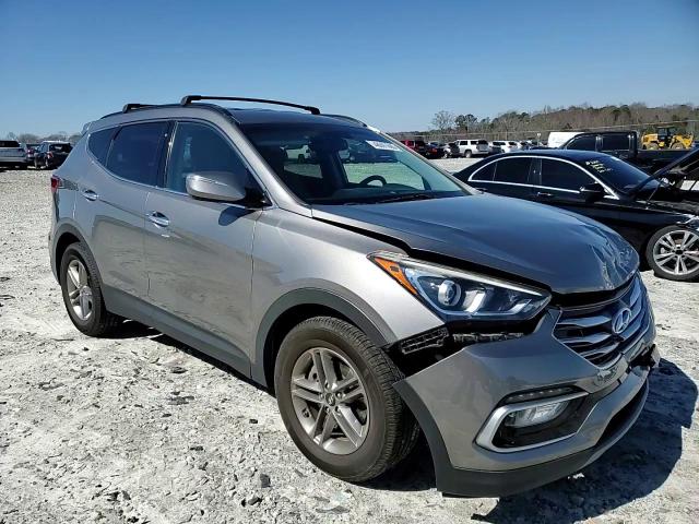 2018 Hyundai Santa Fe - Image 11