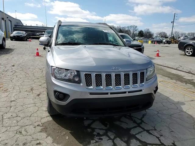 2017 Jeep Compass - Image 15