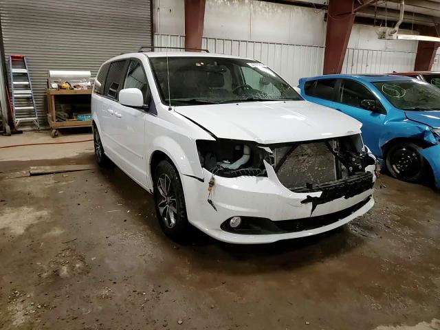 2017 Dodge Caravan - Image 15