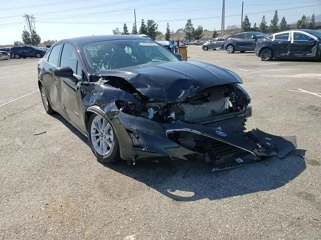 2019 Ford Fusion - Image 10