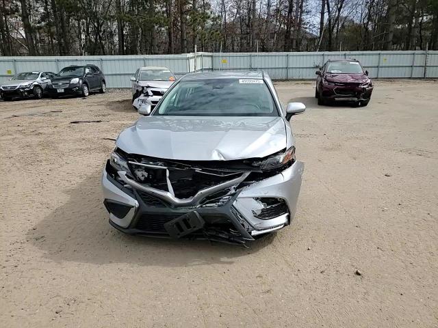 2021 Toyota Camry - Image 11