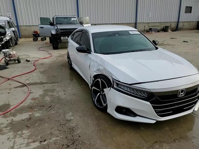 2022 Honda Accord - Image 13