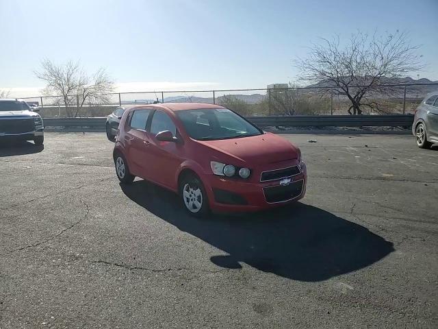 2013 Chevrolet Sonic - Image 11