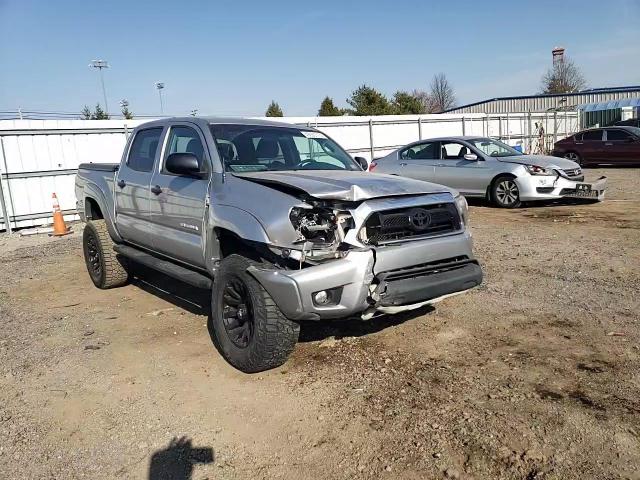 2015 Toyota Tacoma - Image 10