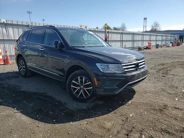 2018 Volkswagen Tiguan - Image 12