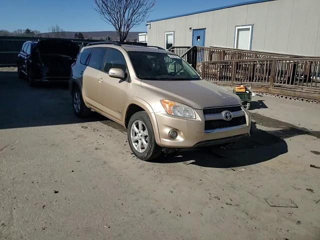 2011 Toyota RAV 4 - Image 12