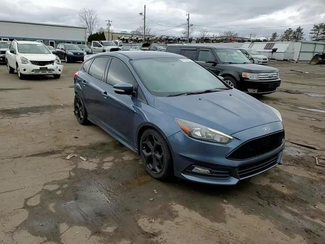 2018 Ford Focus - Image 10
