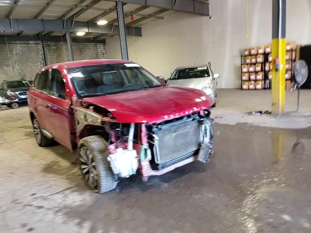 2020 Mitsubishi Outlander - Image 15