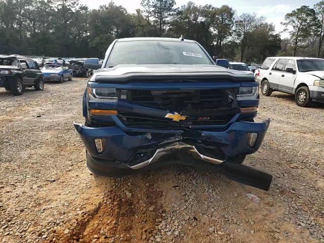 2017 Chevrolet Silverado - Image 10
