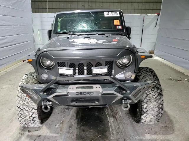 2016 Jeep Wrangler - Image 11
