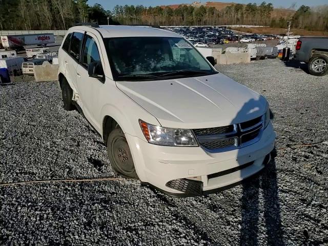2011 Dodge Journey - Image 11