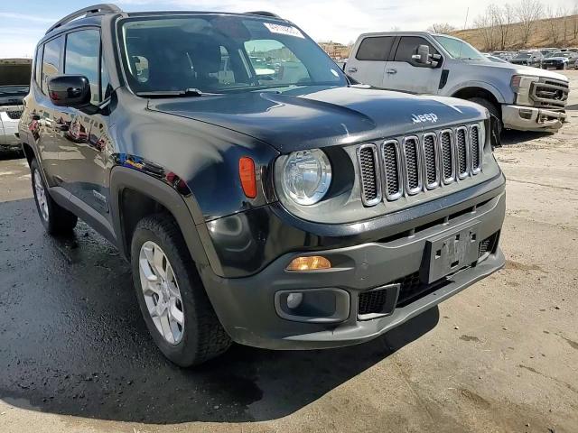 2017 Jeep Renegade - Image 14
