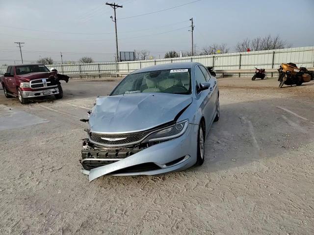 2015 Chrysler 200 - Image 11