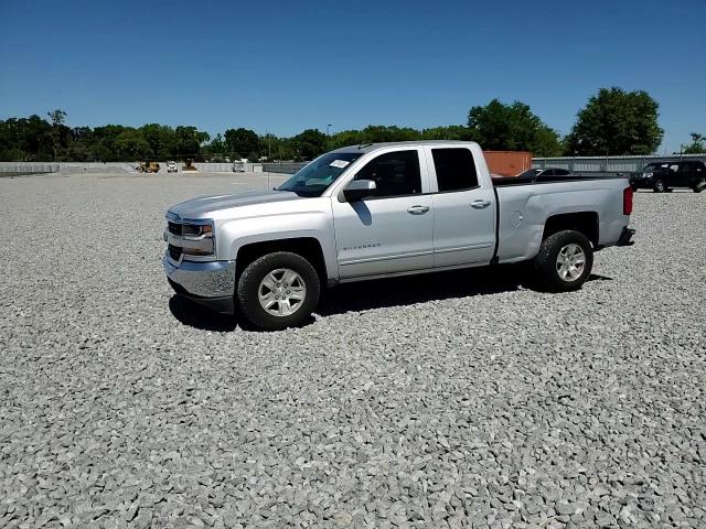 2019 Chevrolet Silverado - Image 13