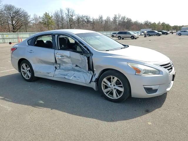 2014 Nissan Altima - Image 11