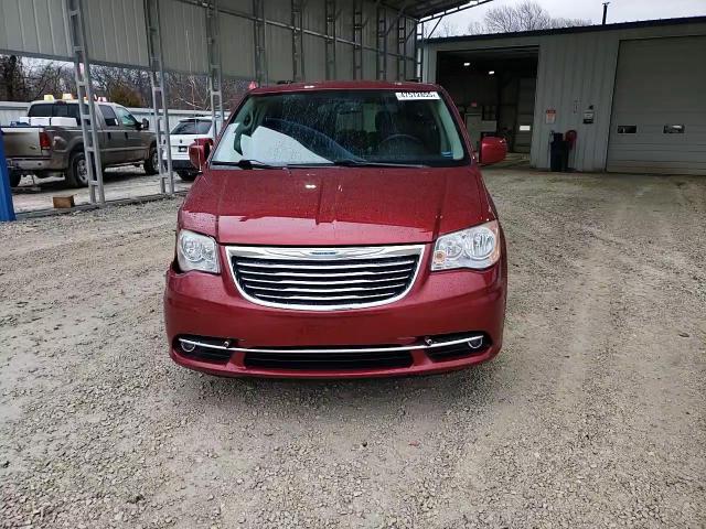 2013 Chrysler Town & Country - Image 12