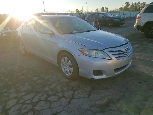 2010 Toyota Camry - Image 10