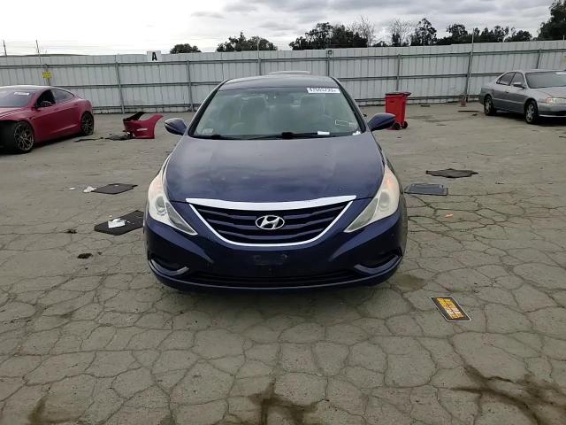 2011 Hyundai Sonata - Image 11