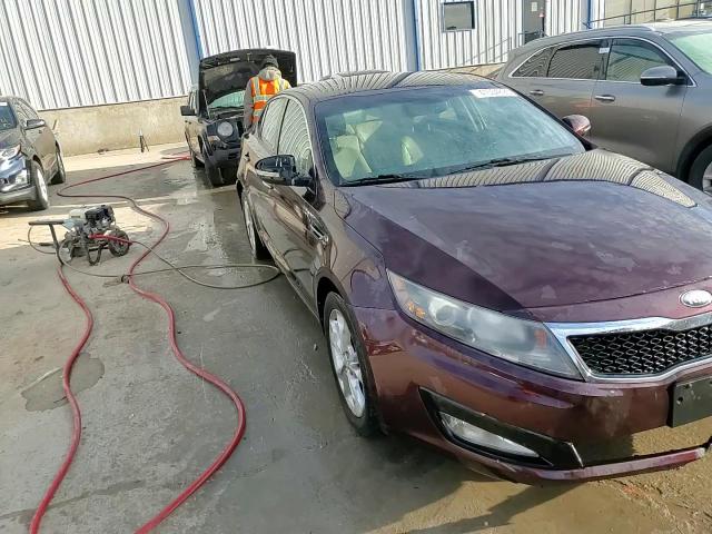 2013 Kia Optima - Image 13