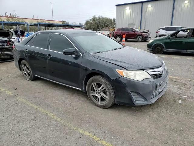 2014 Toyota Camry - Image 11