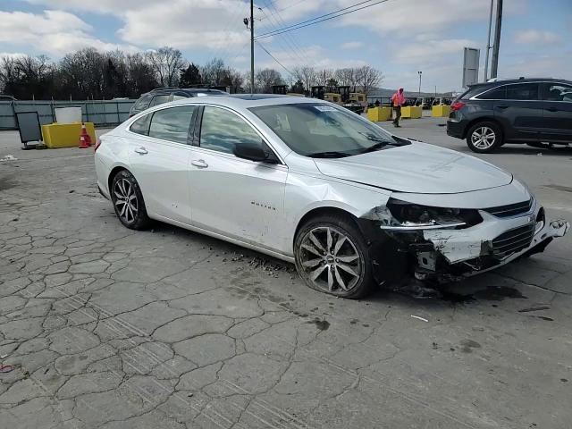 2017 Chevrolet Malibu - Image 11