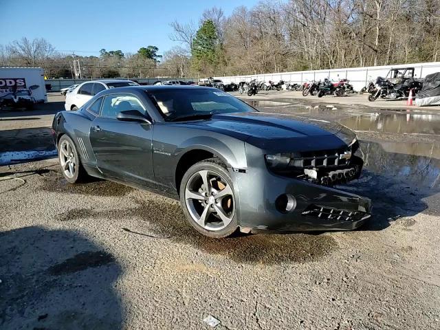 2013 Chevrolet Camaro - Image 13