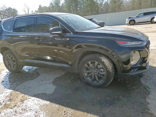 2019 Hyundai Santa Fe - Image 11