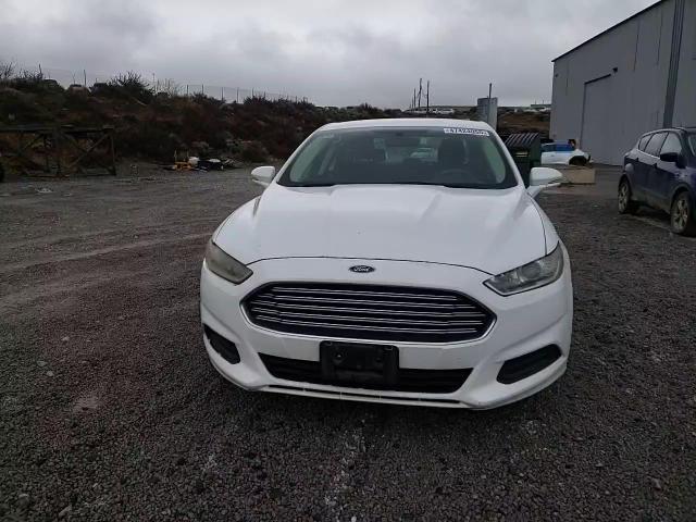 2016 Ford Fusion - Image 12